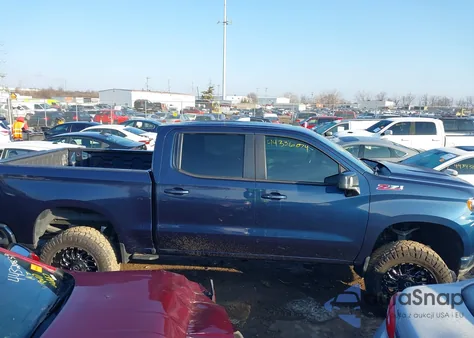 2020 Chevrolet Silverado 1500 4Wd Short Bed Rst z USA, uszkodzony, nr VIN 3GCUYEED7LG164431